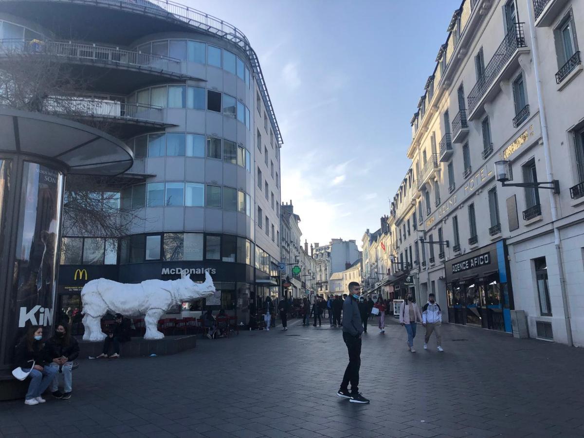 Studio Avec Balcon & Parking Gratuit - Tours Gare 外观 照片