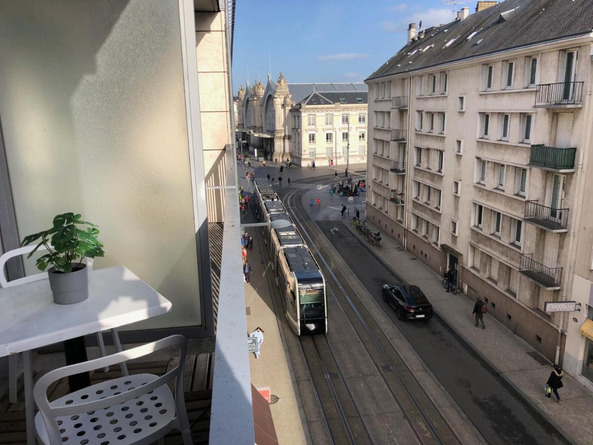 Studio Avec Balcon & Parking Gratuit - Tours Gare 外观 照片